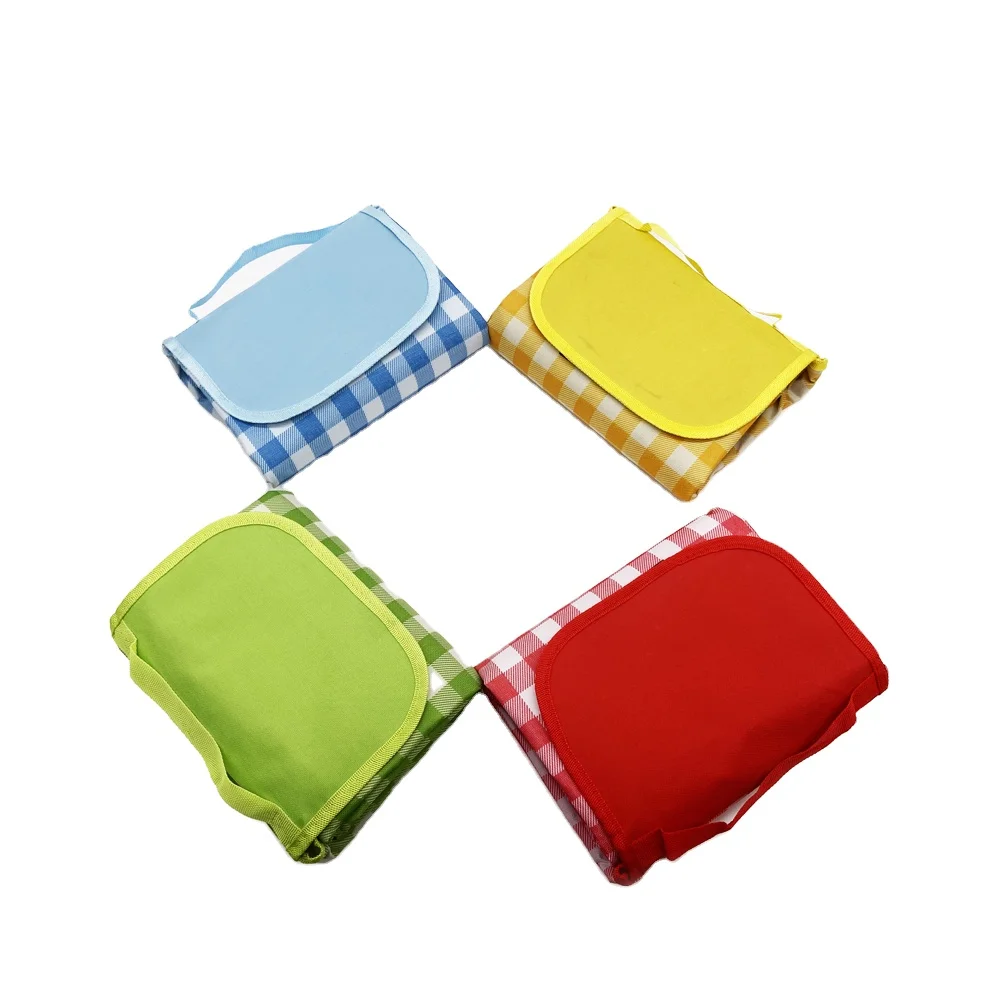 Factory Directly Wholesale Outdoor Extra Large Foldable Portable Sand Proof Waterproof Picnic Beach Mat Blanket