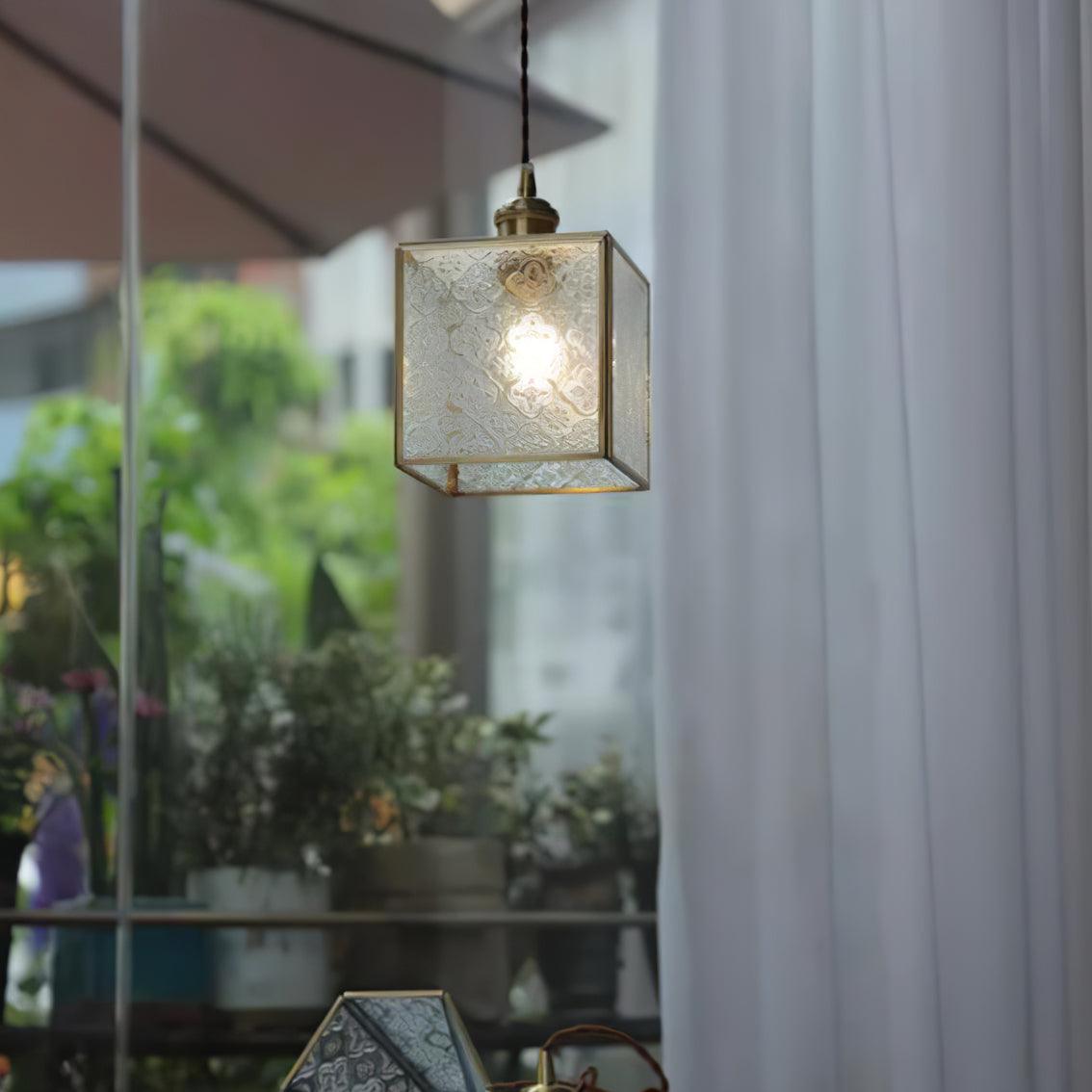 Patterned Glass Pendant Lamp