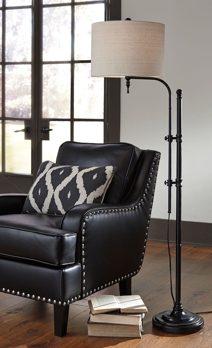 Anemoon Metal Floor Lamp