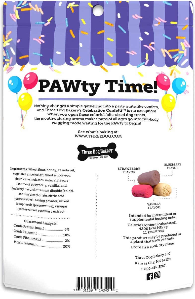 Three Dog Bakery Celebration Confetti Strawberry， Vanilla and Blueberry Flavors Dog Treats， 8-oz bag