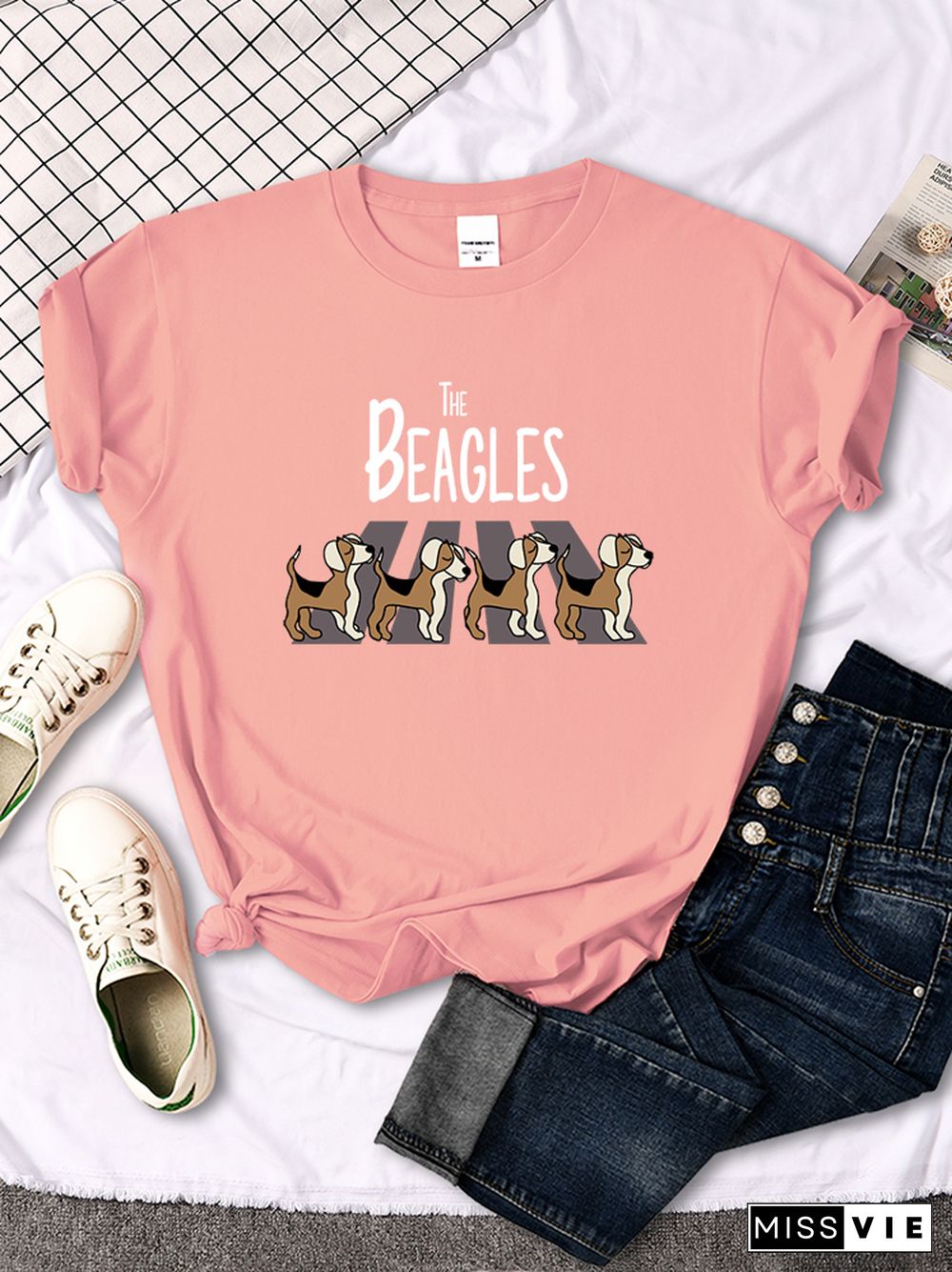 Four Beagles Crossing The Road Printed Female Tshirt Classic Slim Tees Plus Tshirts Anime Clothes Summer Vintage Women T-shirts