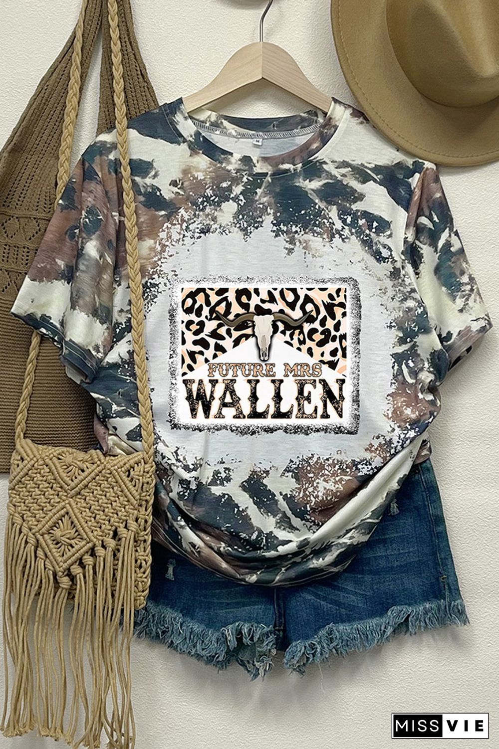 Retro Wallen Bull Skull Graphic Tee