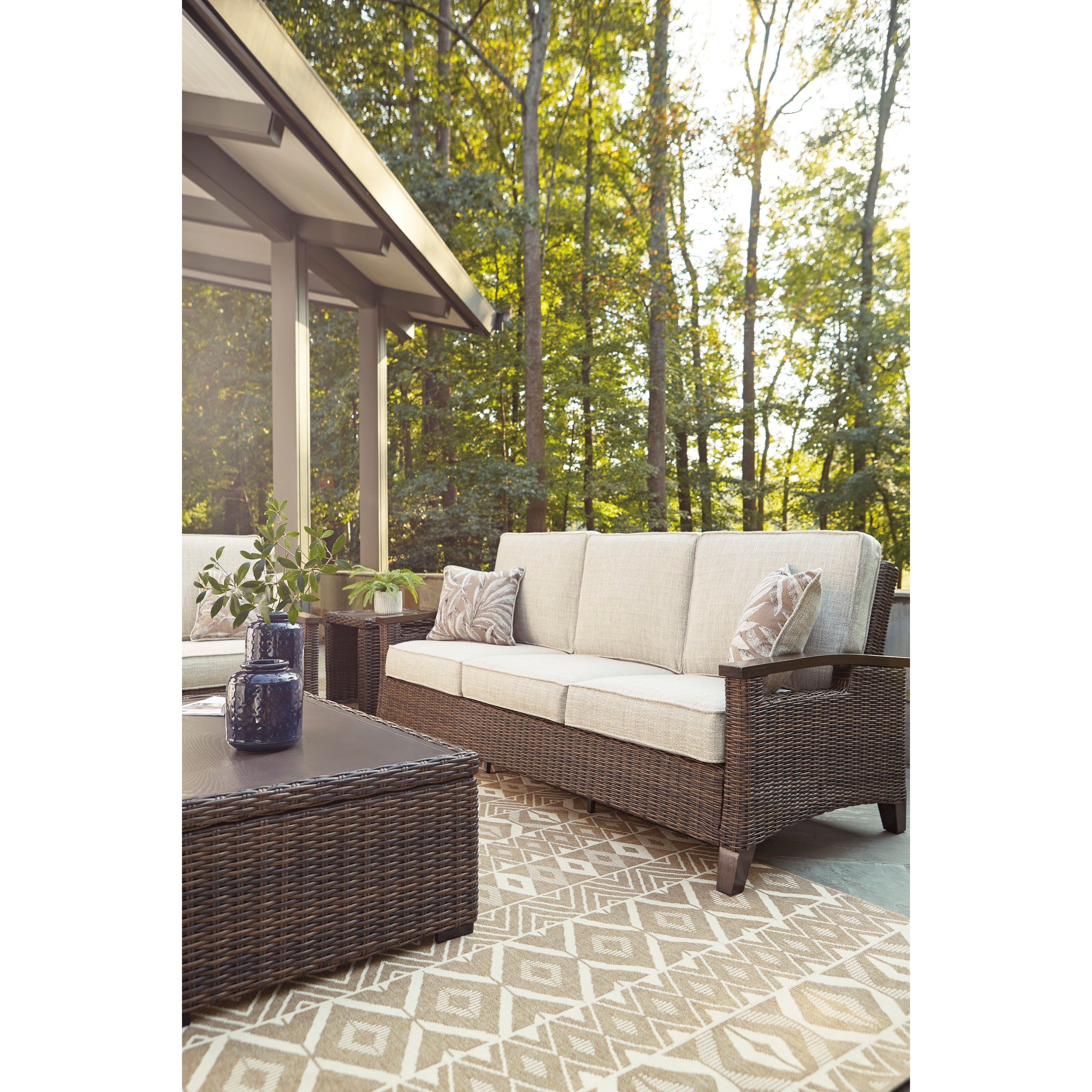 Sea Cliff Outdoor 85 Sofa