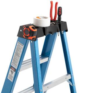 Werner 6 ft. Fiberglass Step Ladder with 250 lb. Load Capacity Type I Duty Rating FS106