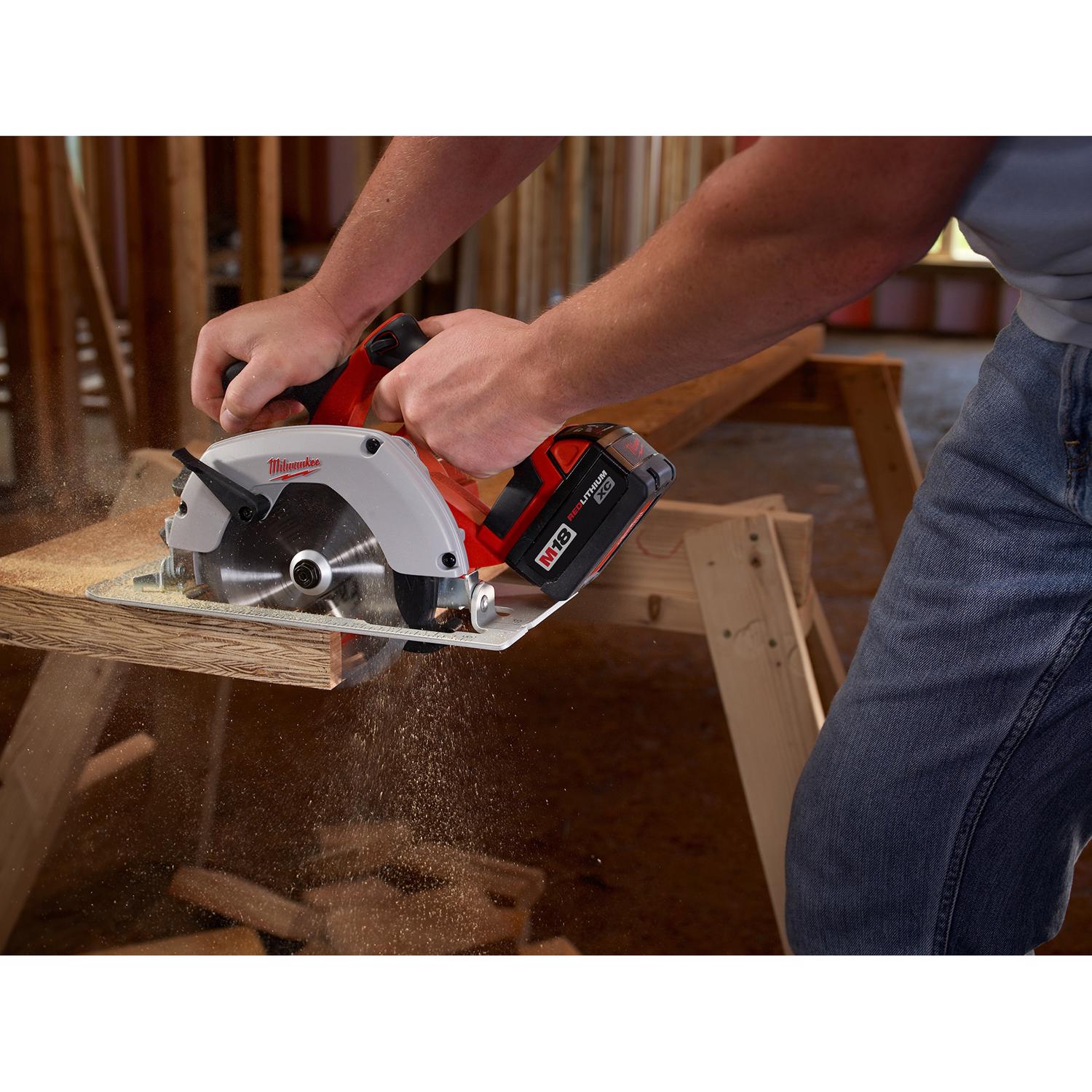 MW M18 18 V 6-1/2 in. Cordless Brushed Circular Saw Tool Only