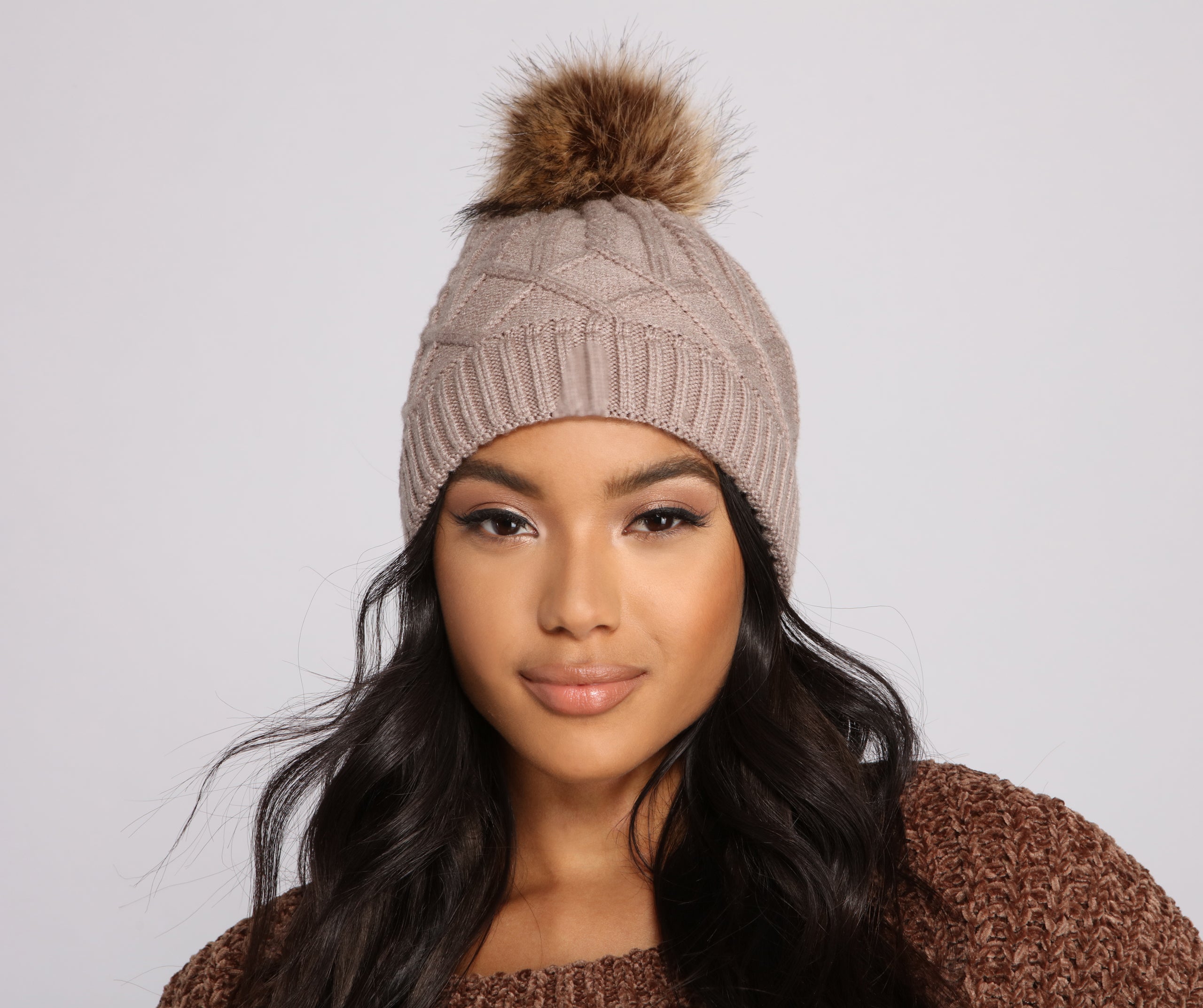 Basic Cable Knit Pom Pom Beanie