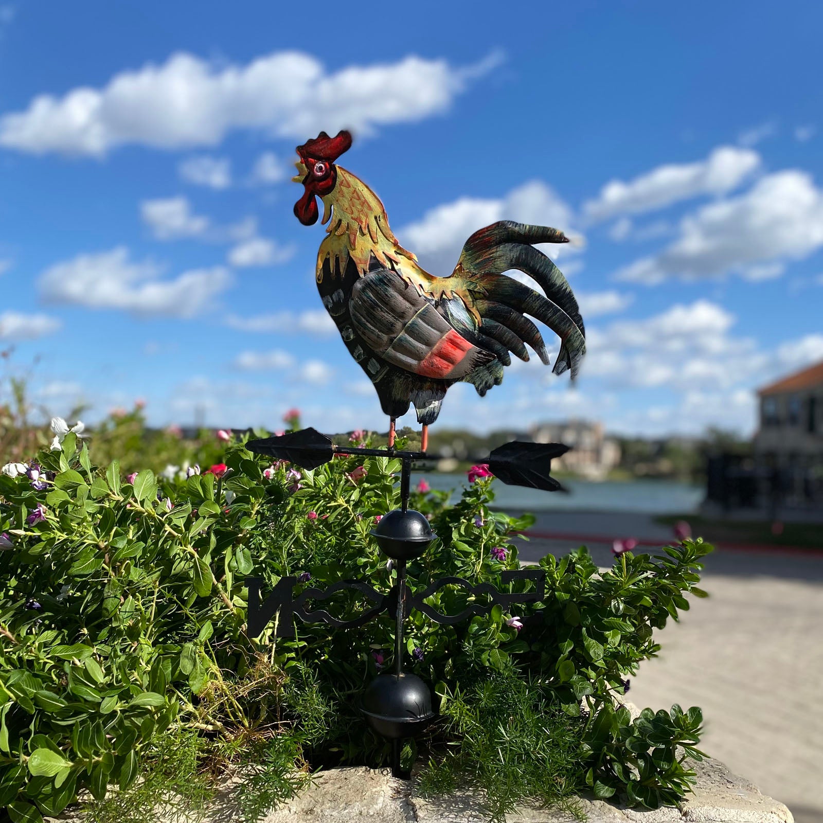 Westcharm Metal Rooster Weathervane | Wind Wheel Garden Stake With Crowing Rooster Ornament | Chicken Garden Weather Vane， 48 Inch. Tall