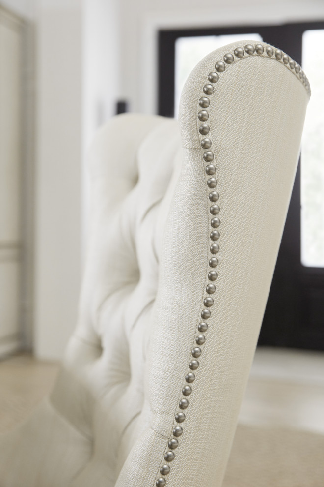 Sanctuary Hostesse Upholstered Chair   Farmhouse   Dining Chairs   by Hooker Furniture  Houzz