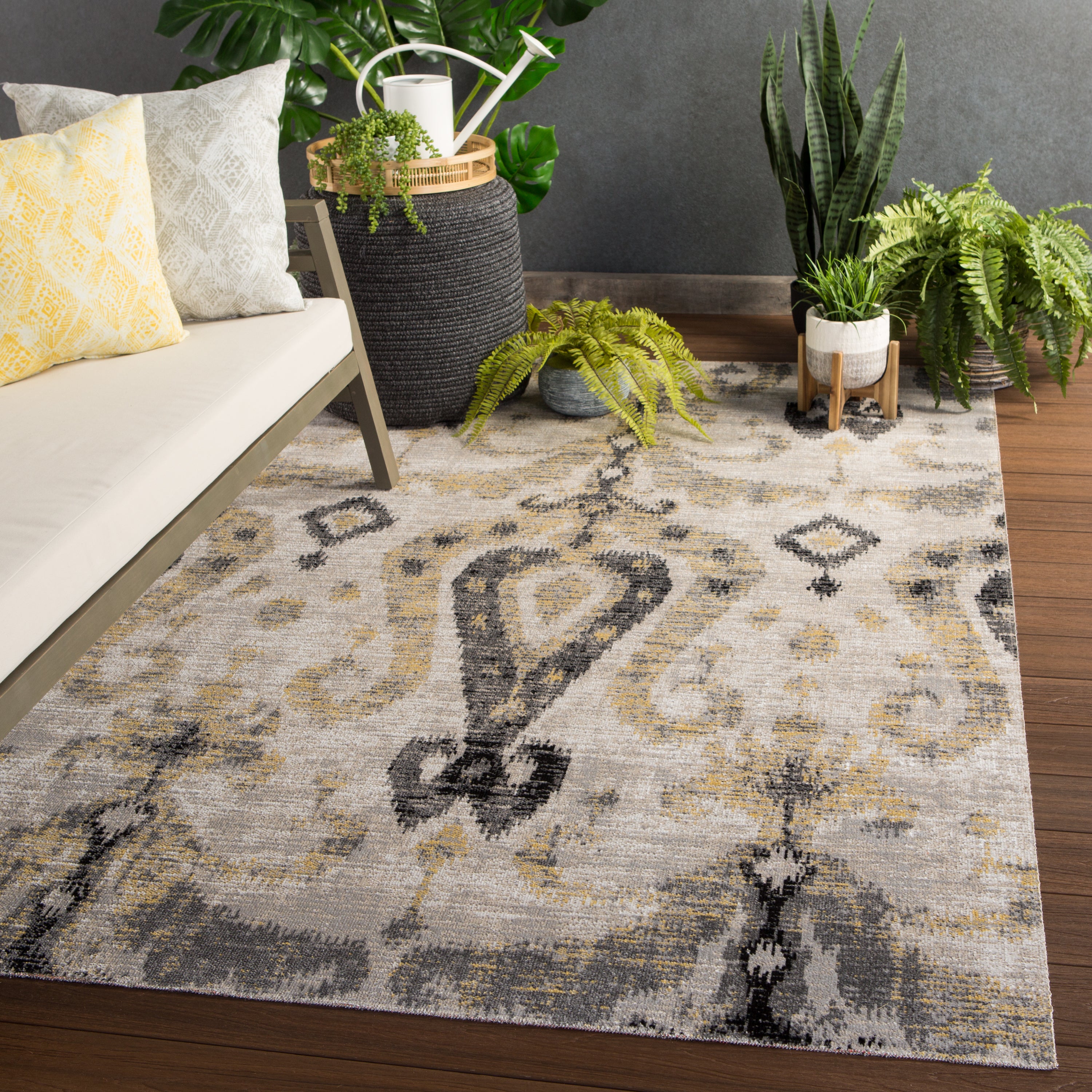 Zenith Indoor/ Outdoor Ikat Gray & Yellow Area Rug