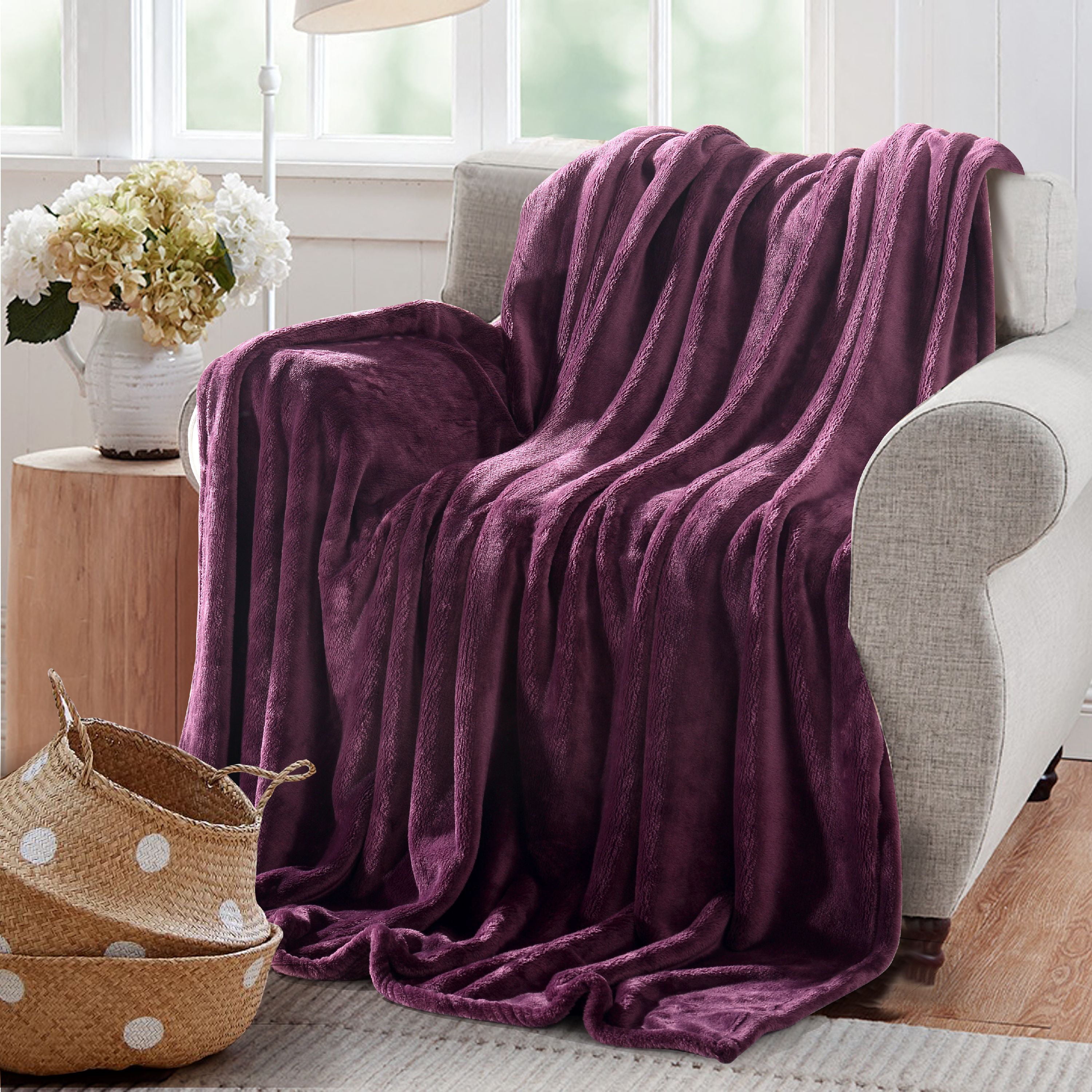 Reafort Ultra Soft Flannel Fleece All Season 350GSM Lightweight Living Room/Bedroom Warm Blanket(Purple， Throw 50