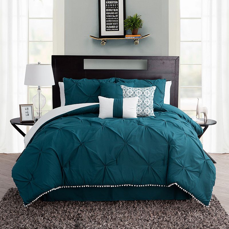 Pom-Pom Comforter Set