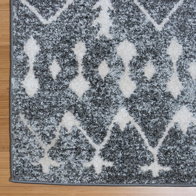 Avenue 33 New Style Dakar Gray Area Rug