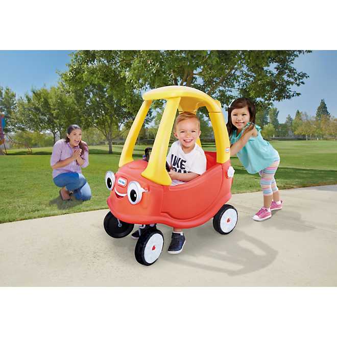 Little Tikes Cozy Coupe Ride-On Toy