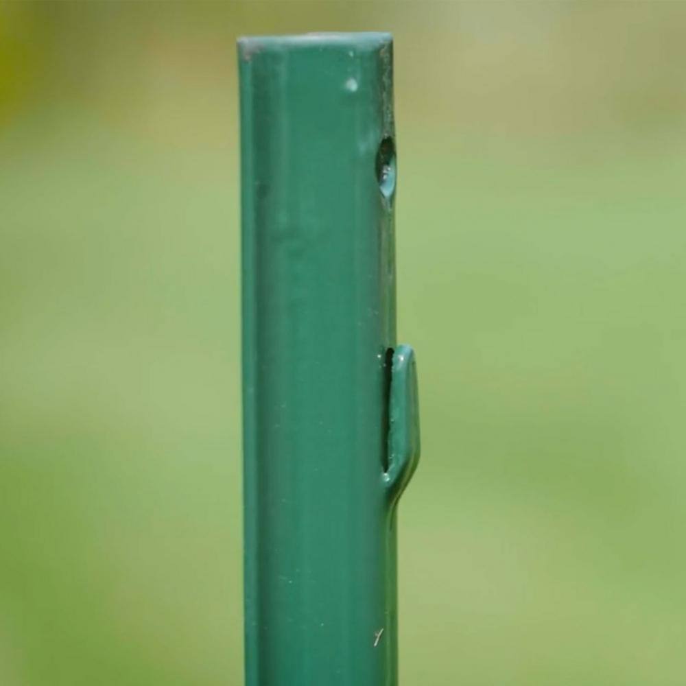 Everbilt 2-14 in. x 2-12 in. x 4 ft. Green Steel Fence U Post with Anchor Plate 901154EB