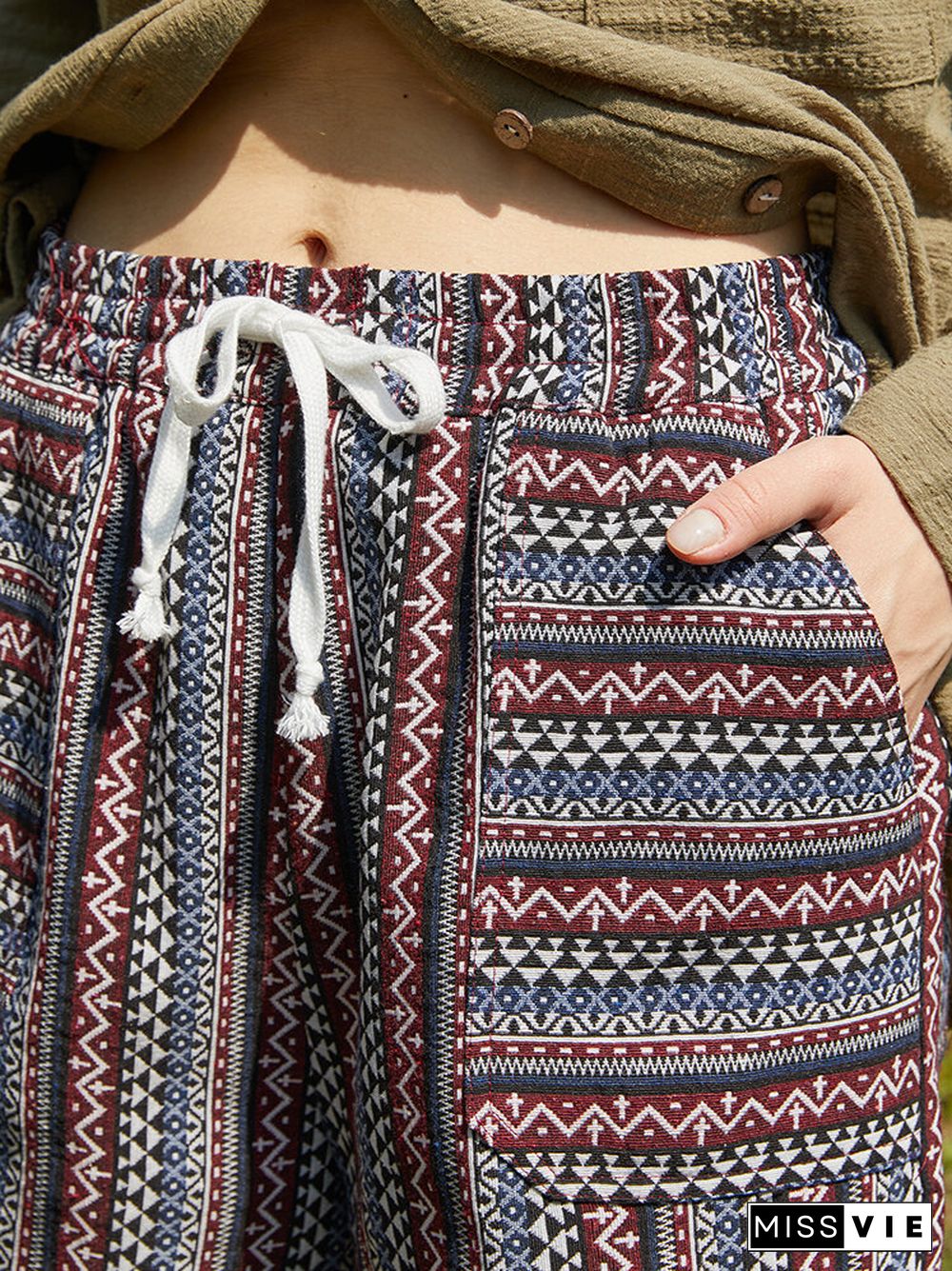 Ethnic Print Elastic Waist Drawstring Slit Pocket Bohemian Shorts