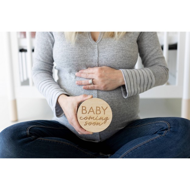 Pearhead Wooden Pregnancy Milestone Photo Props