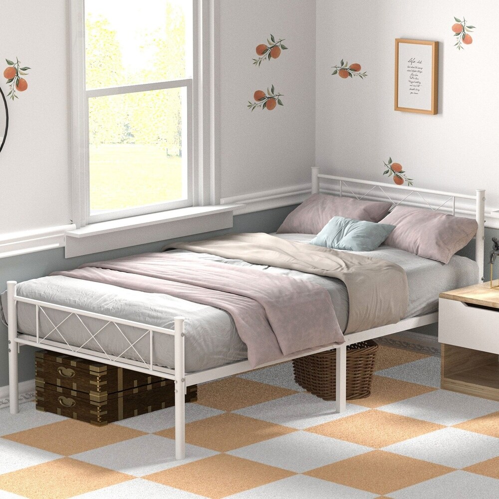 VECELO Contemporary Metal Platform Bed Frame  Student apartment Beds