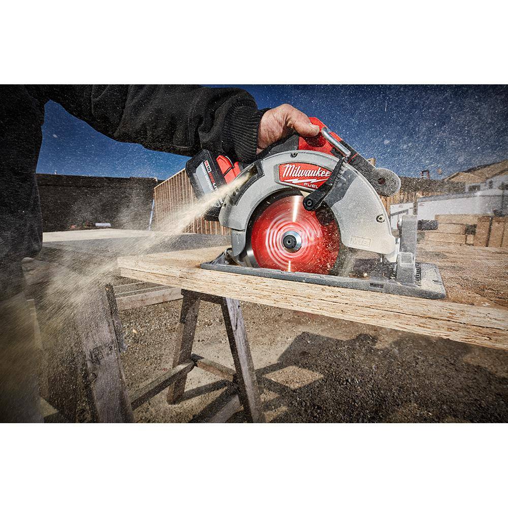 MW M18 FUEL 120 MPH 450 CFM 18V Lithium-Ion Brushless Cordless Handheld Blower wM18 7-14 in. Circular Saw 6.0 Ah Battery 2724-20-2732-20-48-11-1865