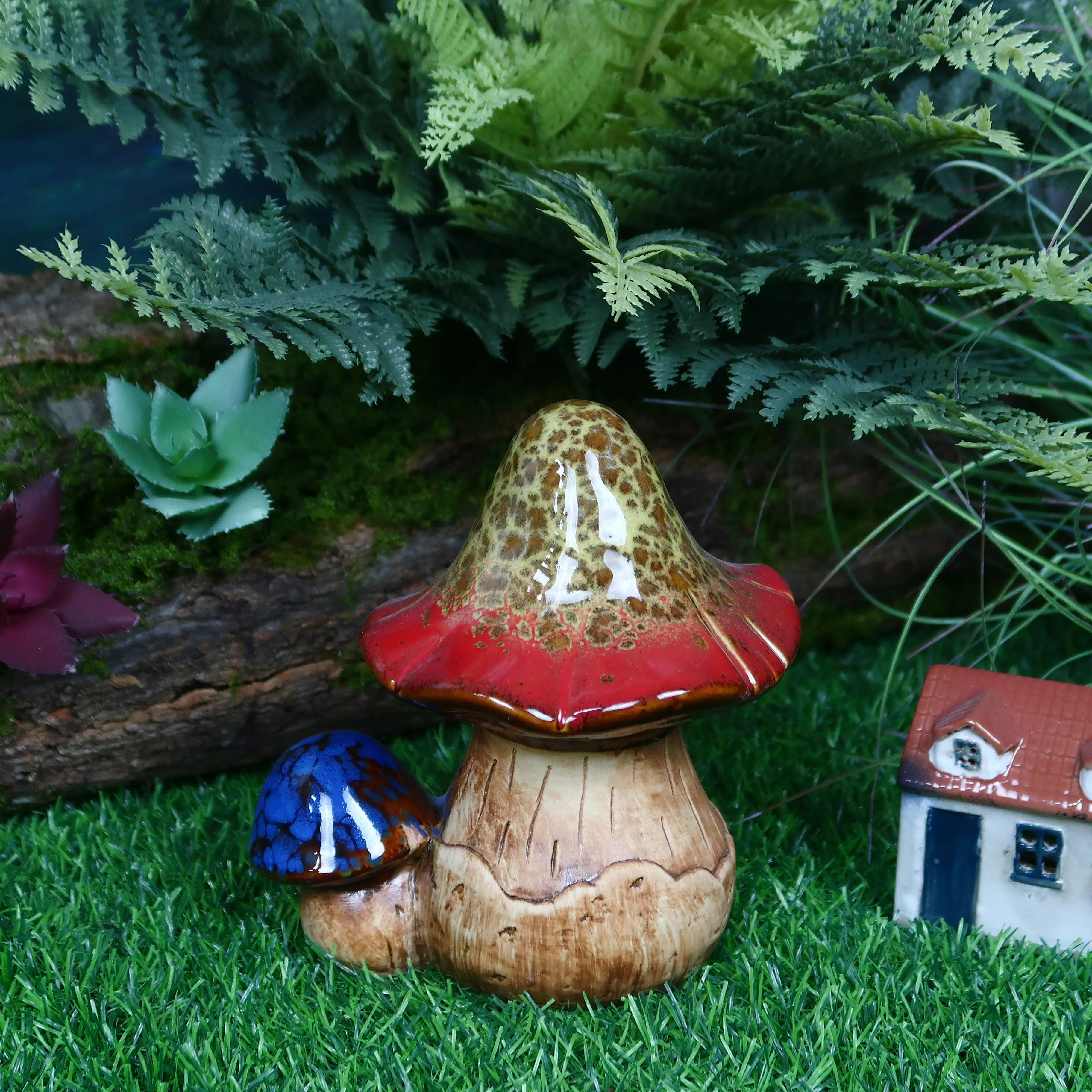 Latest Design Creative Crafts Ornaments Ceramic Home Mushroom Sculpture Figurine Decoration Lawn Ceramic Ornament Mushroom