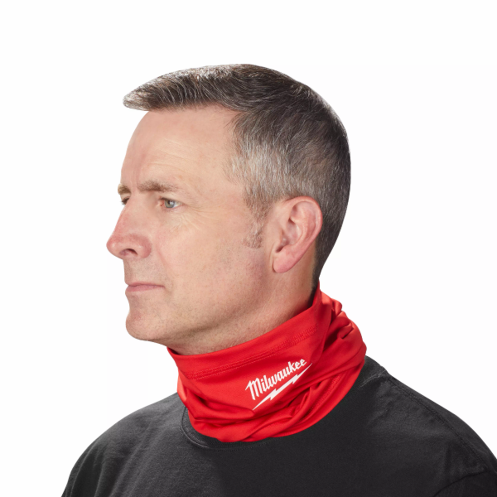 Milwaukee Face Guard and Neck Gaiter Multi-Functional Red 423R from Milwaukee