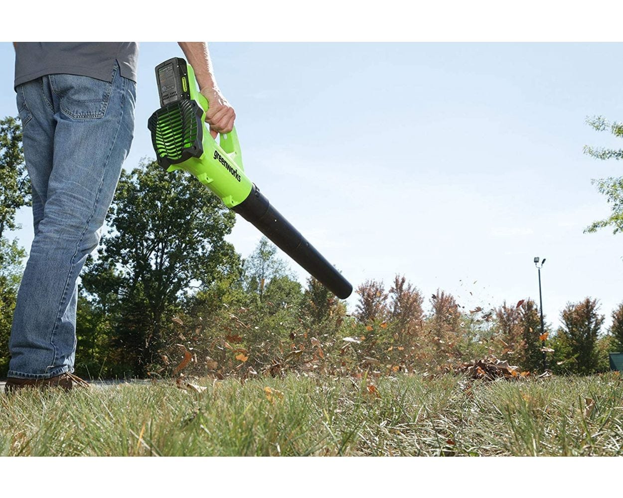 24V 330 CFM Leaf Blower  Battery | Greenworks Tools