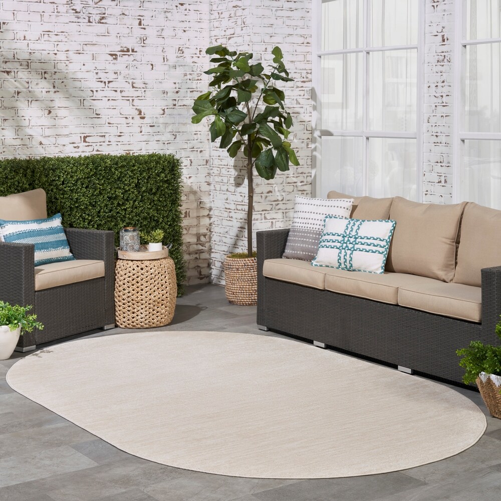 Nourison Modern Solid Indoor/Outdoor Area Rug