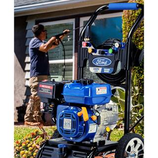 Ford 3400 PSI 2.6 GPM Professional Gas Pressure Washer FPWG3400H