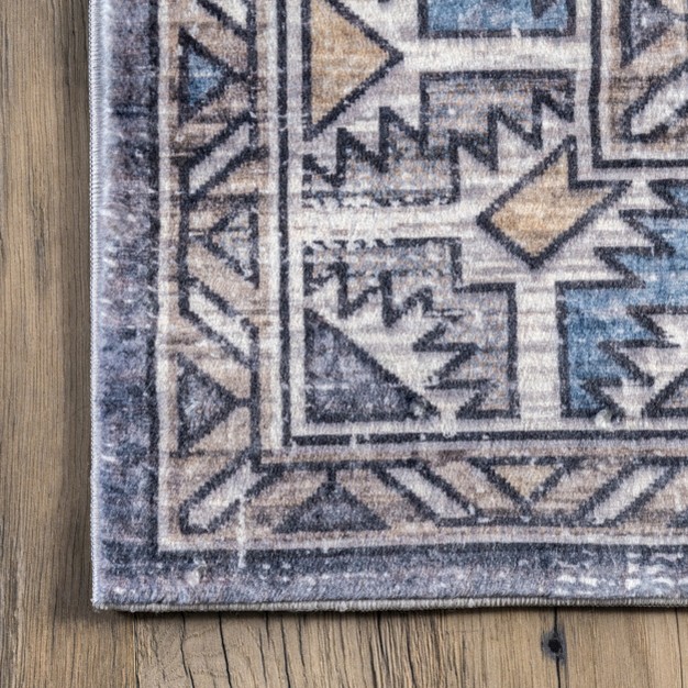 Nuloom Monika Distressed Aztec Medallion Area Rug