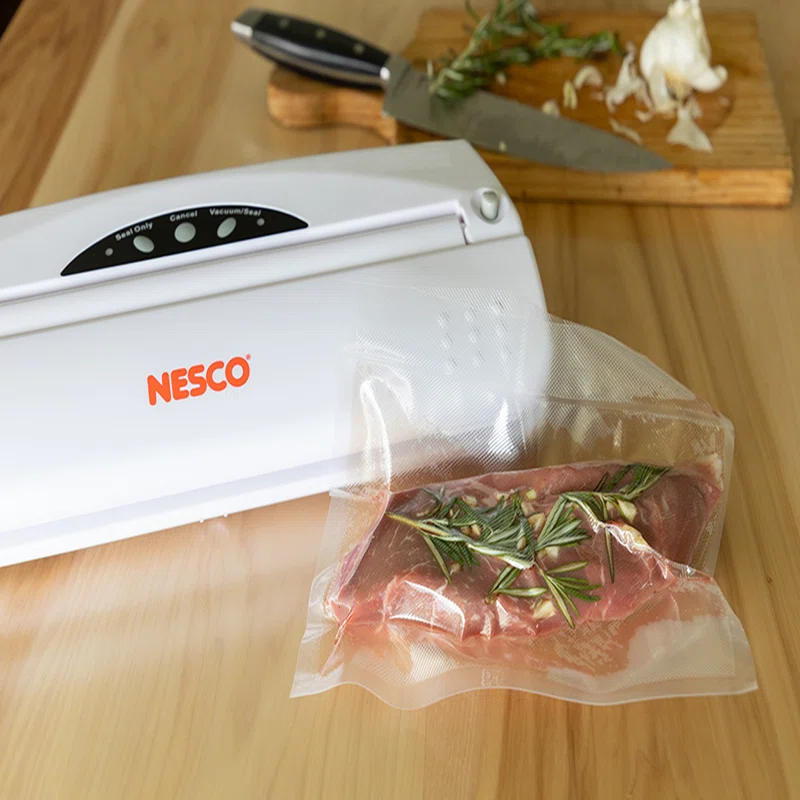 Nesco VS-01 One Touch Operation Food Vacuum Sealer with Vacuum Sealer Bags， White