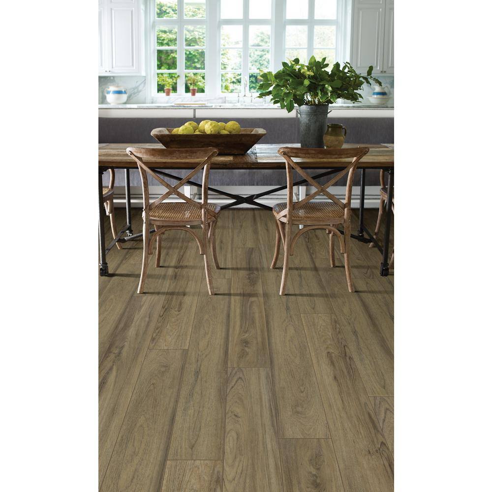 Shaw Primavera Bayou 20 MIL x 7 in. W x 48 in. L Click Lock Waterproof Luxury Vinyl Plank Flooring (18.9 sqftcase) HD86700587