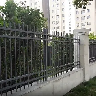 High Quality Hot Selling Decorative Safety Net Fence Forged Iron Fence Metal Galvanized Steel Garden Fence