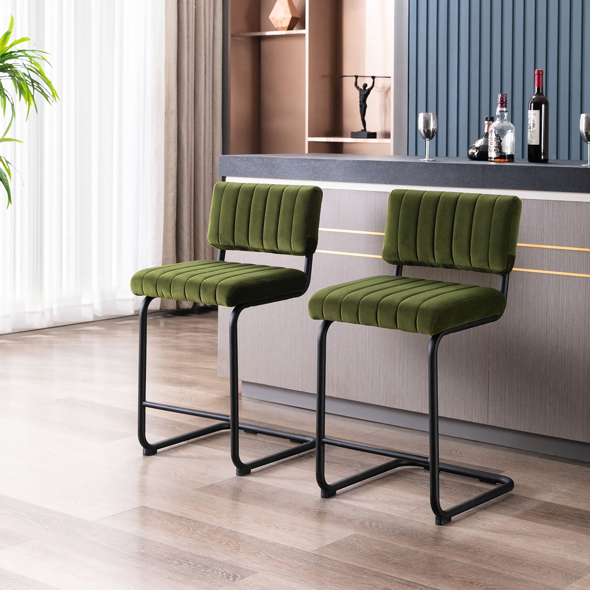 Zesthouse 24 Velvet Counter Stools Set of 2， Modern Counter Height Bar Stools with Back and Black Metal Base， Green