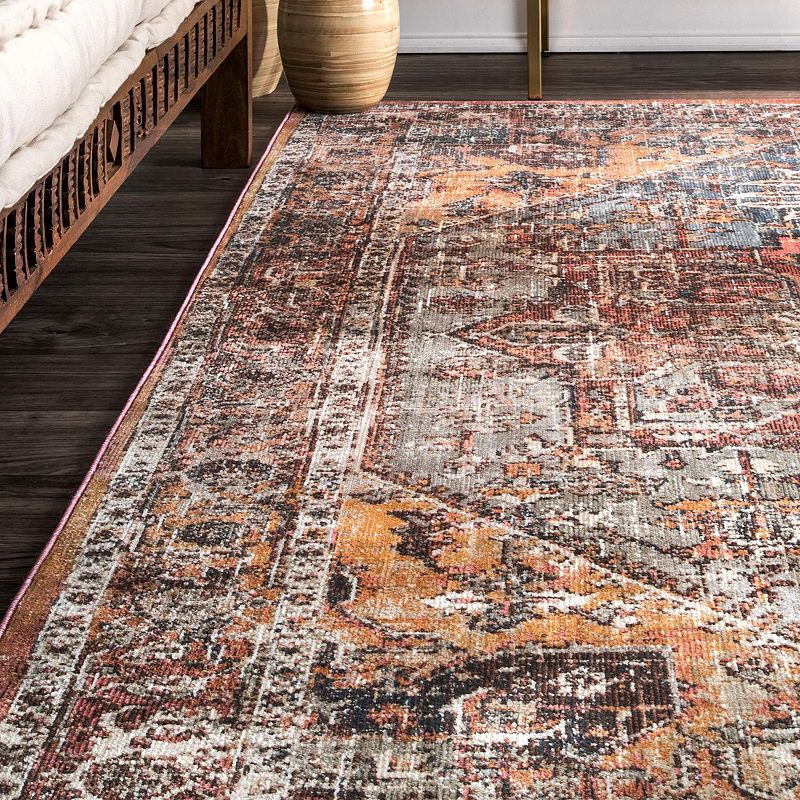 nuLOOM Traditional Amber Medallion Area Rug