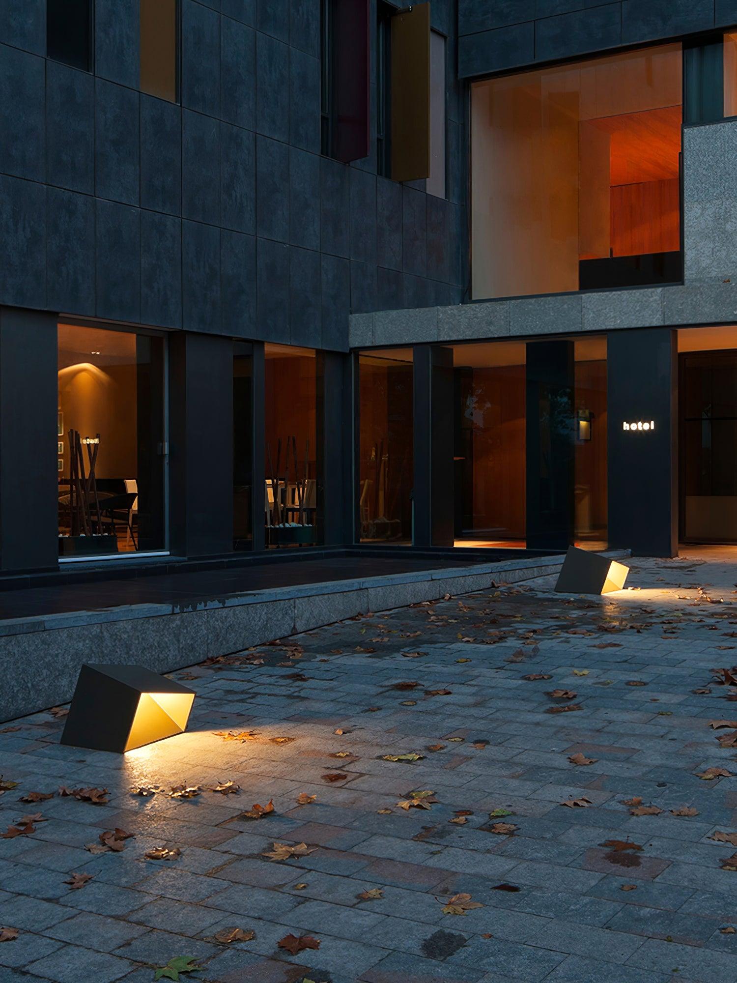 Cube Garden Outdoor Light