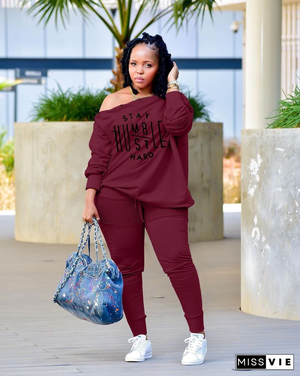 Plus Size Letter Print Off Shoulder T Shirt Pants Set