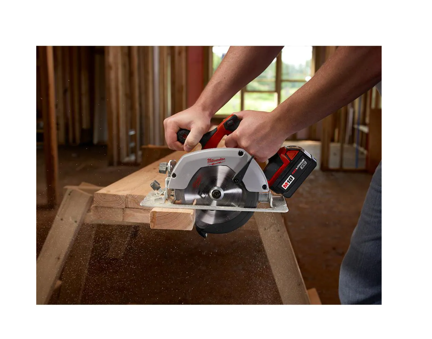 Milwaukee 2630-20-2648-20 M18 18V Lithium-Ion Cordless 6-1/2 in. Circular Saw with M18 5 in. Random Orbit Sander