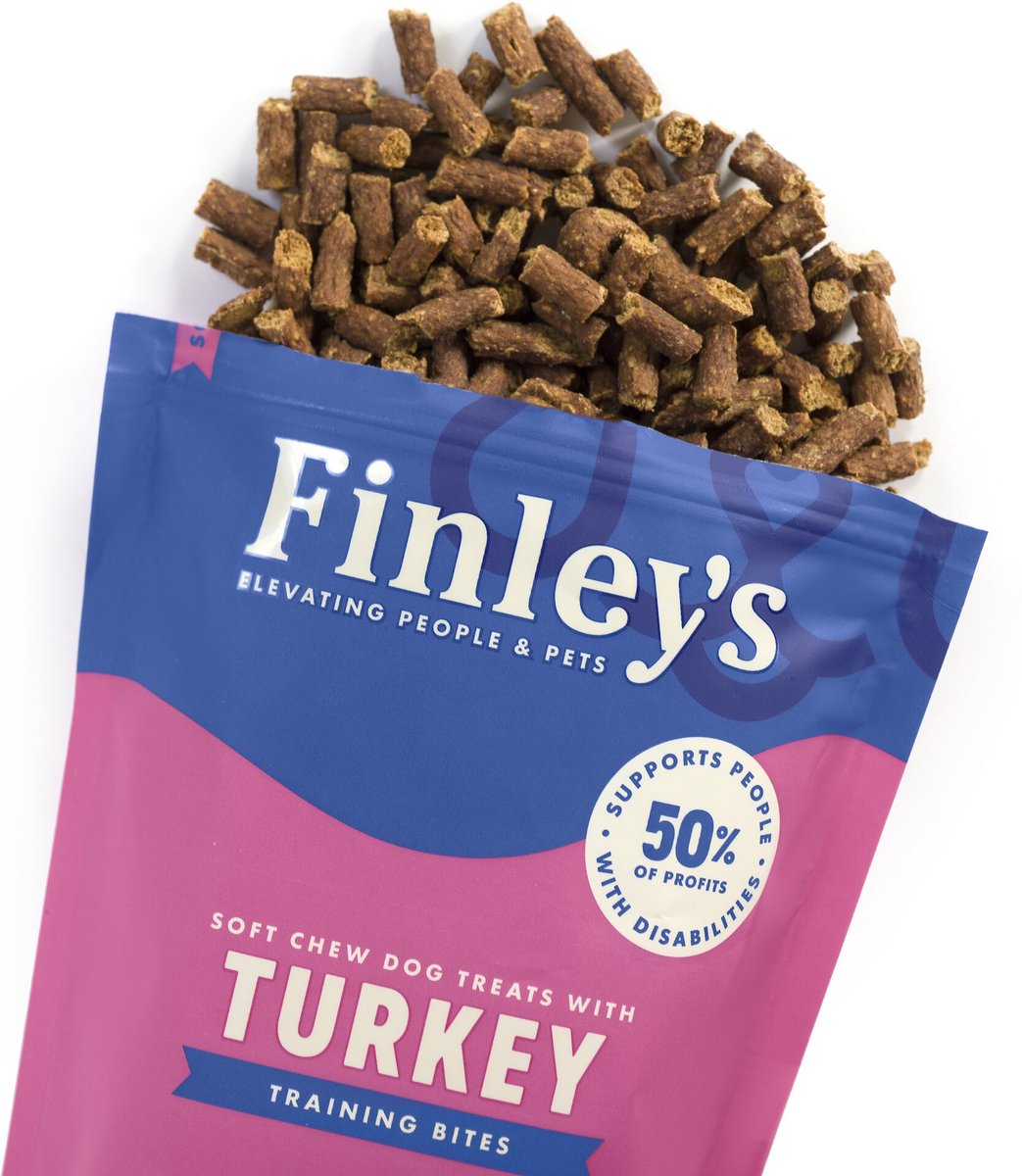 Finley's Barkery Turkey Recipe Soft Chew Training Bites Dog Treats， 16-oz bag