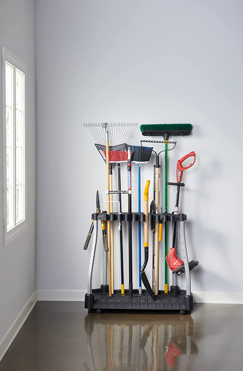 Rubbermaid 2140834 Garage Tool Tower Rack， Organizes up to 40 Long-Handled Tools