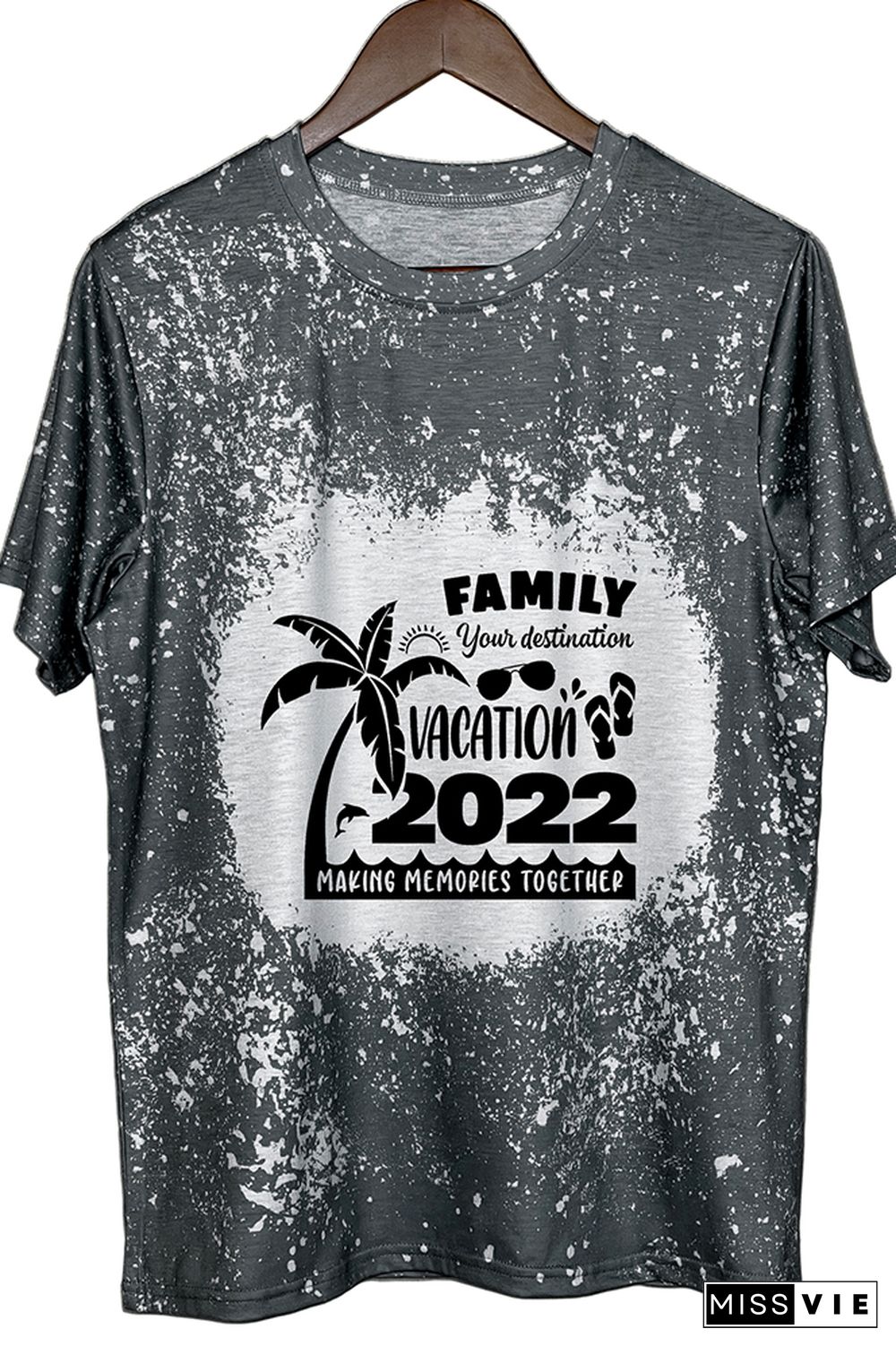 Family Vacation 2022 Graphic Tee Wholesale