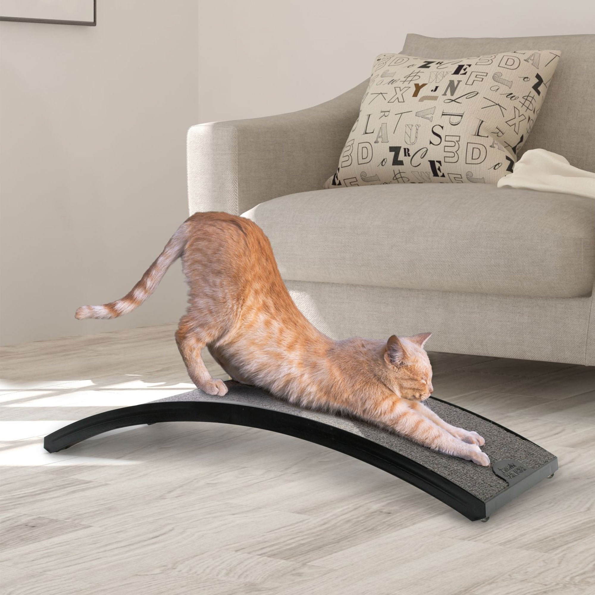 Omega Paw Rascador Curved Floor Scratching Board for Cats， 20 Inch， Grey