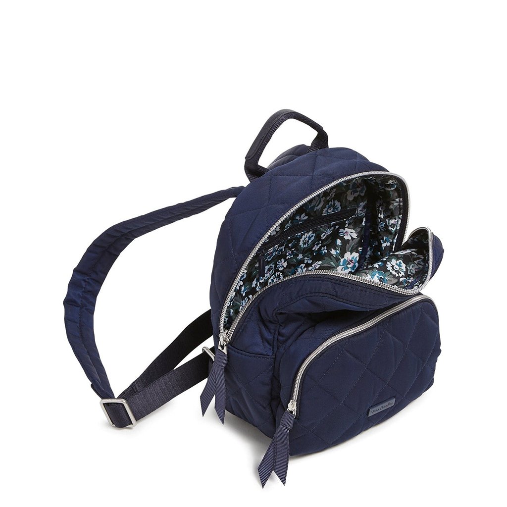 Vera Bradley  Mini Backpack in Classic Navy