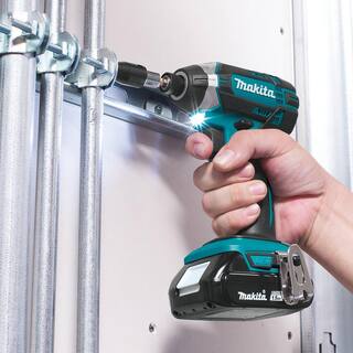 Makita 1.5 Ah 18V LXT Lithium-Ion Compact Cordless 14 in. Variable Speed Impact Driver Kit XDT11SY