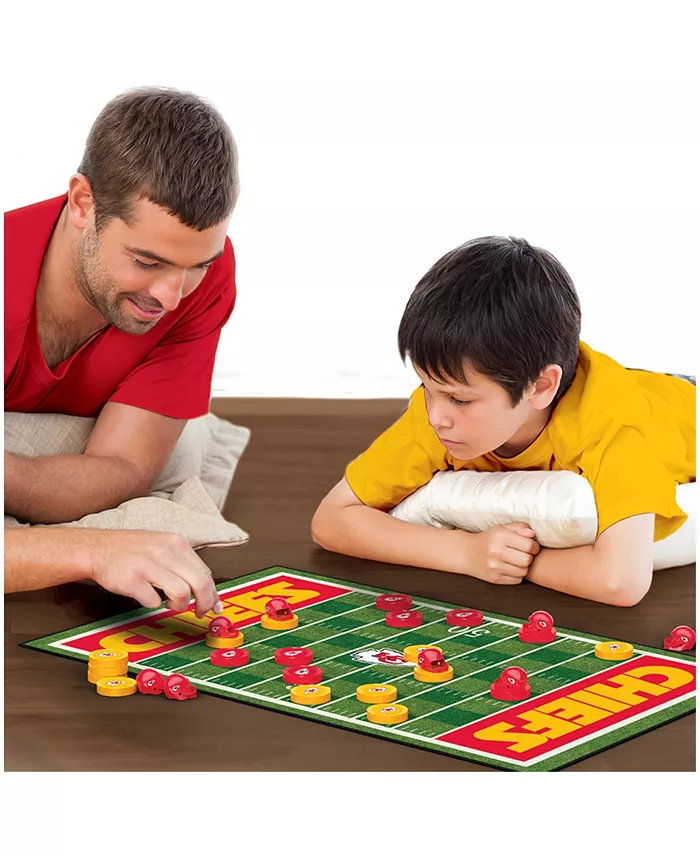 University Games Masterpieces Puzzles NFL Checkers Game Set Kansas City Chiefs