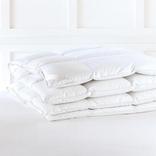 Alexander Comforts  Nottingham Winter Weight Hungarian White Goose Down Comforter Twin