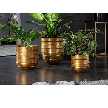 Elegant Design Gold Plated Metal Flower Vase Planter Medium Size Floor Planter At Wholesale Price Garden and Home Use