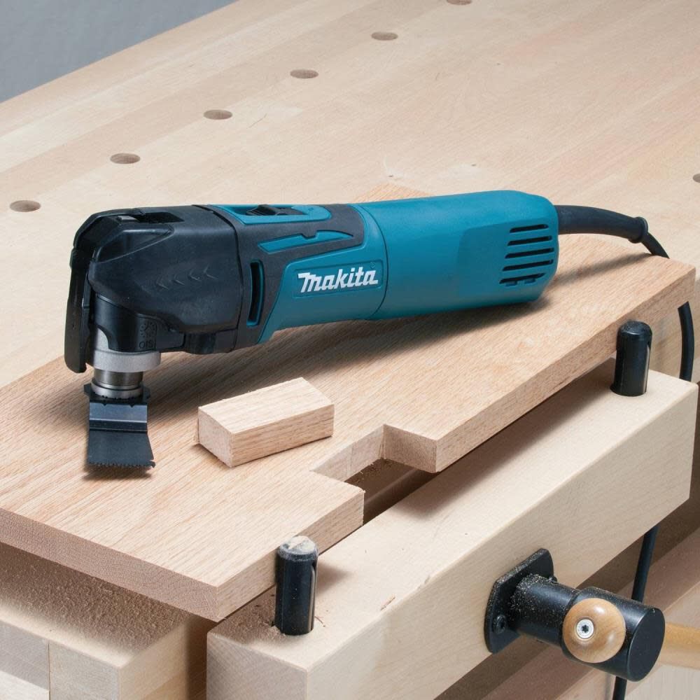 Makita Multi-Tool Kit TM3010CX1 from Makita