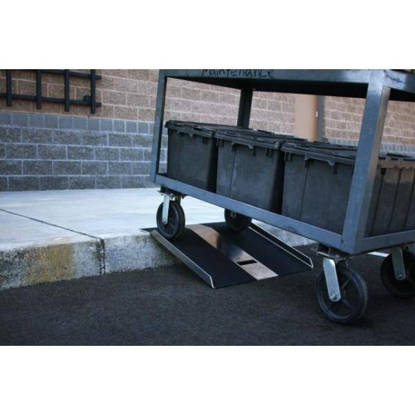 EZ-ACCESS TRAVERSE Aluminum Curb Plate 27 in. L x 27 in. W TRAVERSE CP27