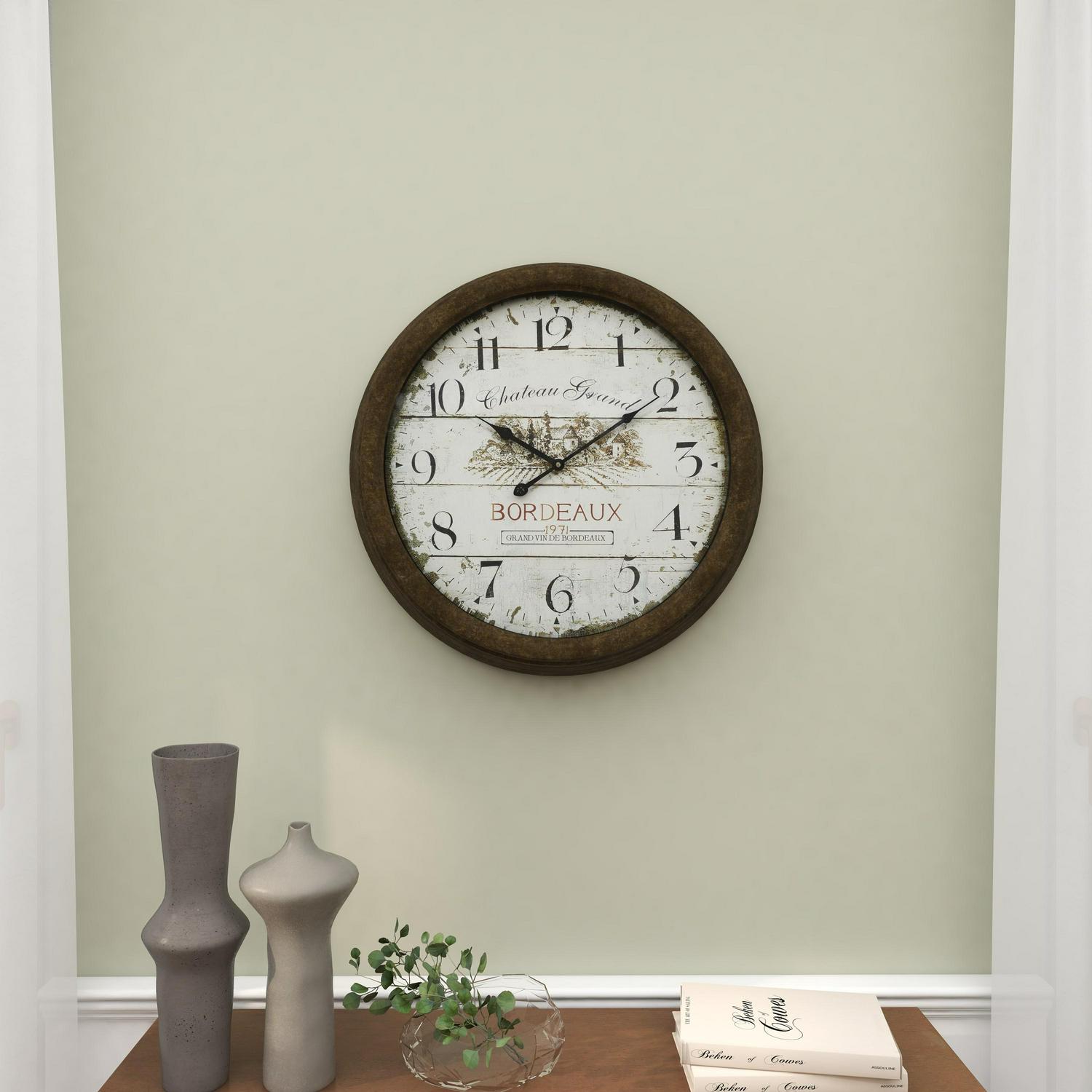 DecMode 23 x 23 In. White Metal Vintage Wall Clock