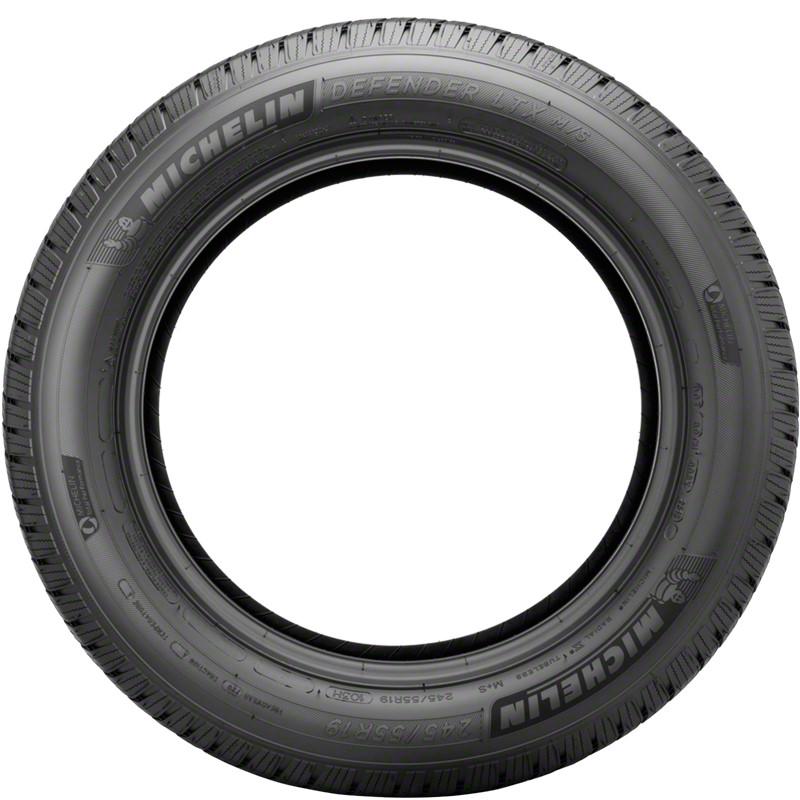 Michelin Defender LTX M/S 255/65R18 111 T Tire