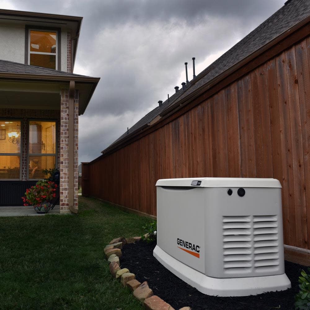 Generac Guardian 14kW Home Backup Generator with 16-circuit Transfer Switch WiFi-Enabled 7224 from Generac